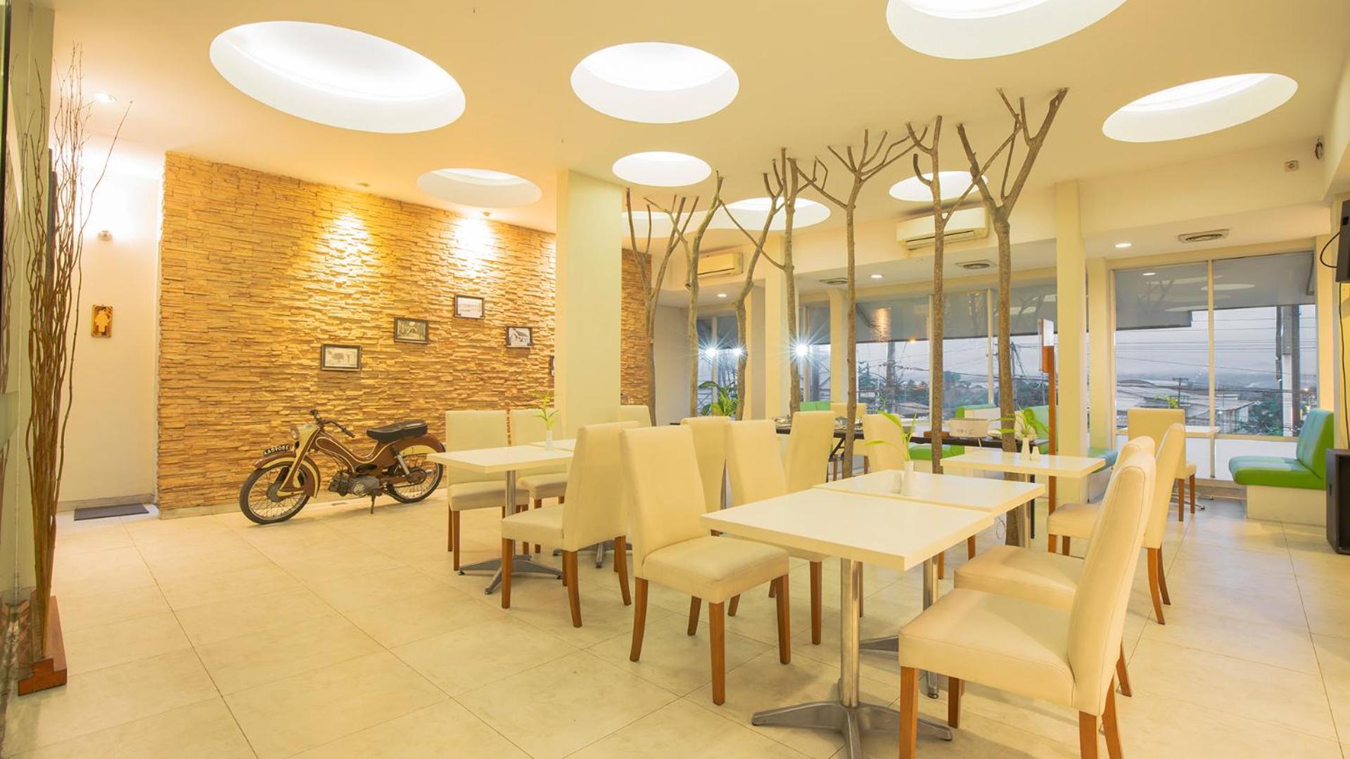 Front One Resort Magelang Exterior foto
